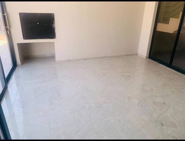 6 BEDROOM HOUSE FOR SALE IN SIX FOUNTAINS RESIDENTIAL ESTATE